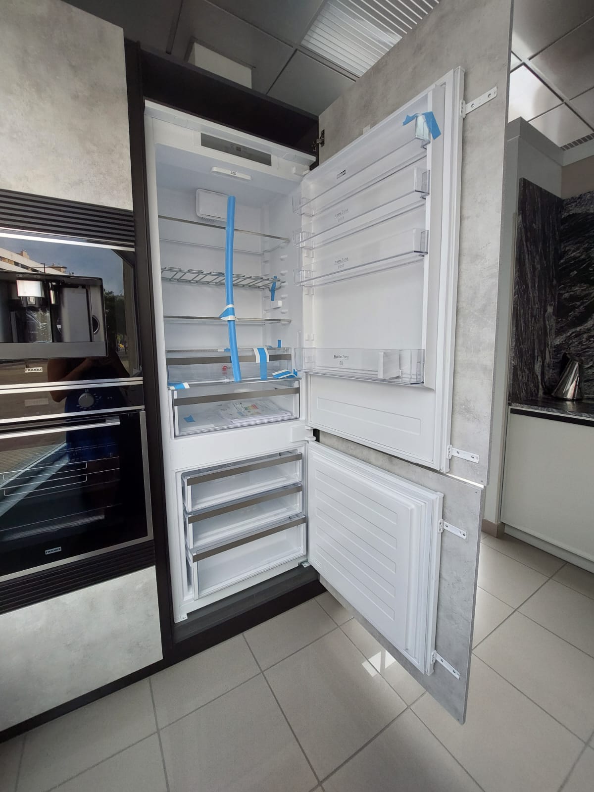 frigo con apertura a sinistra